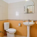 Bodini's 3* Himare