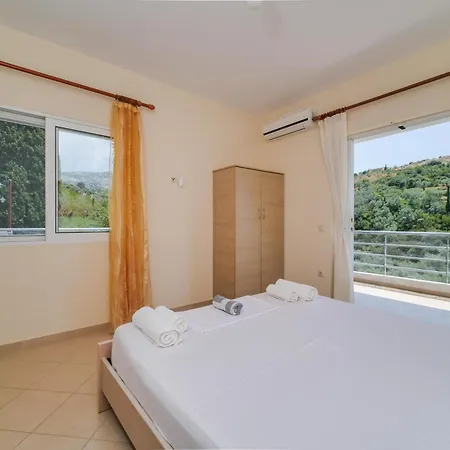 Bodini's Guest house *