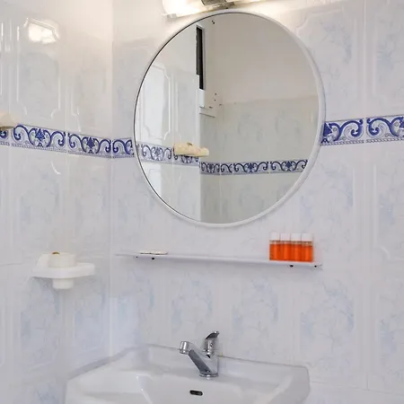 Bodini's 3* Himarë