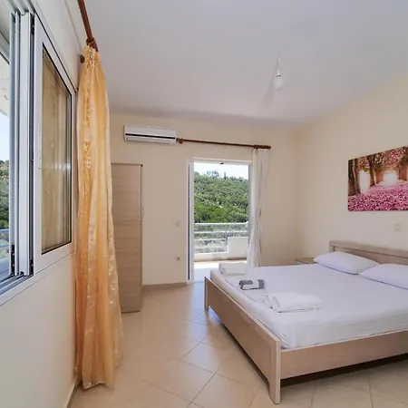 Bodini's 3* Himarë