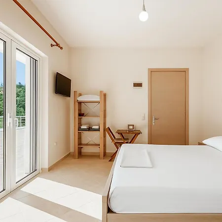 Bodini's 3* Himarë
