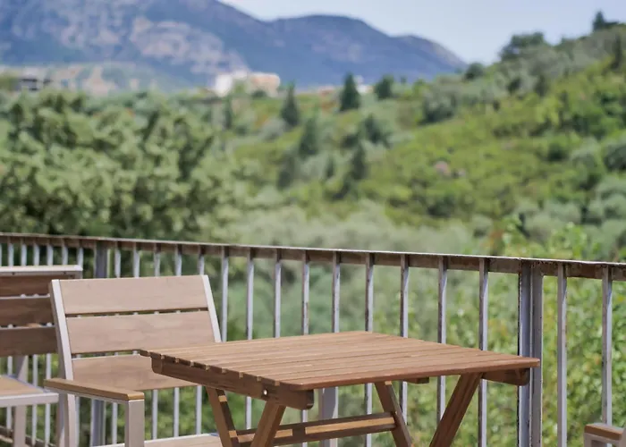 Bodini's Vendégház Himara